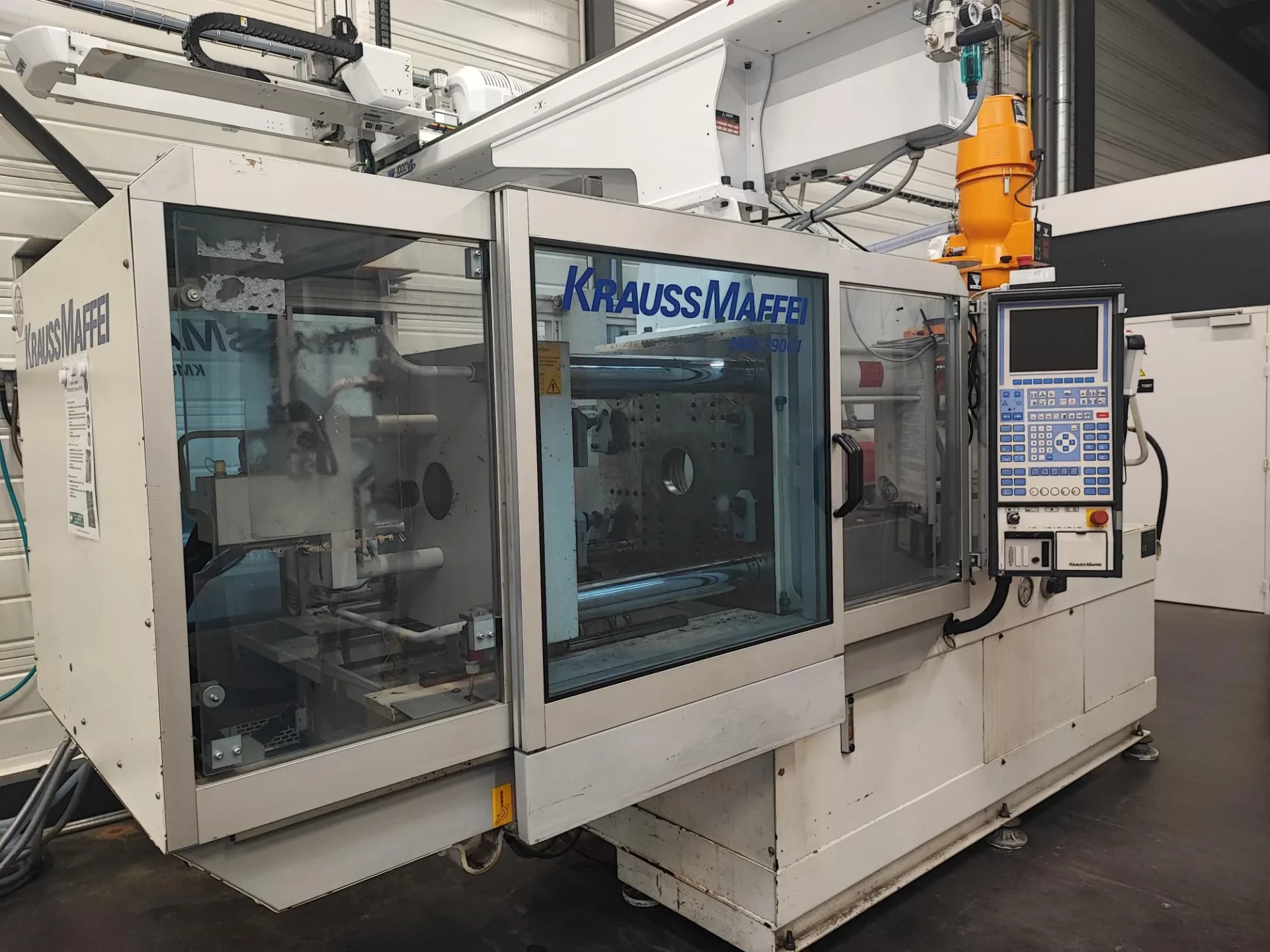 Pro Plast Indus Formation Plasturgie Au Mans Presse KM 80T